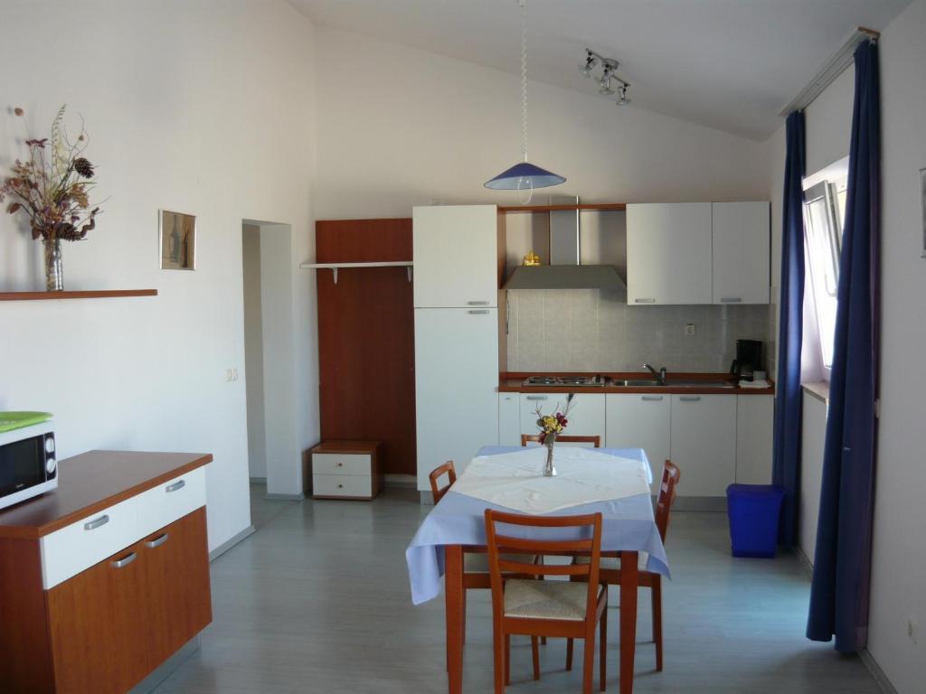 Apartments Dokovic Barbat na Rabu Habitación foto